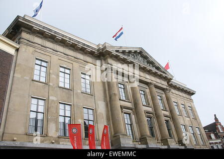 Facciata in stile neoclassico del XIX secolo Utrecht City Hall (Stadhuis) nel centro storico di Utrecht, Paesi Bassi. Foto Stock