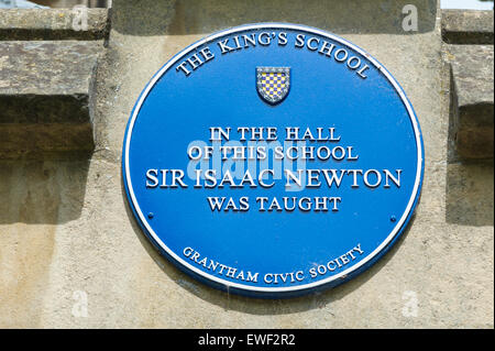 Targa blu sulla scuola frequentata da Sir Isaac Newton - Kings School, Grantham, Lincolnshire Foto Stock