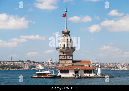 Maiden Tower (Kiz Kulesi) ad Istanbul in Turchia. Foto Stock