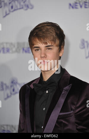 LOS ANGELES, CA - Febbraio 8, 2011: Justin Bieber presso il Los Angeles premiere del suo nuovo film "Justin Bieber: Mai dire mai' presso il Nokia Theatre LA LIVE. Foto Stock