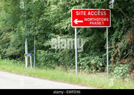 Northstowe vicino a Cambridge, UK. Il 25 giugno, 2015. Come lavori di costruzione in corso è in una fase di pianificazione, il consenso per la fase 2 della nuova città di Northstowe è stata concessa ieri pomeriggio per un ulteriore 3500 case da South Cambridgeshire consiglio del distretto. La città si trova appena a nord ovest di Cambridge e sarà la più grande città nuova di essere costruita nel Regno Unito poiché Milton Keynes. Al termine si avrà fino a 10.000 nuove case e una popolazione di circa 25.000 persone. Credito: Julian Eales/Alamy Live News Foto Stock