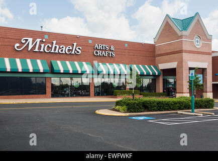 Ingresso al grande Michaels il Negozio di Arti ed Artigianato in Manassas, Virginia, Stati Uniti d'America Foto Stock