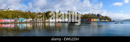 Tobermory Harbour, Isle of Mull, Ebridi, Argyll and Bute, Scozia Foto Stock