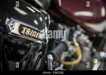 Trionfo Trident motociclo classico marchio insegne Foto Stock