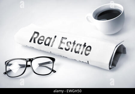 Immobiliare di parola sul giornale Foto Stock
