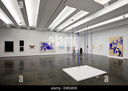 Galleria, Aspen Art Museum (dall'Architetto Shigeru Ban), Aspen Colorado, STATI UNITI D'AMERICA Foto Stock