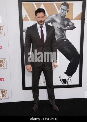 Los Angeles, California, USA. Il 25 giugno, 2015. Joe Manganiello frequentando il Los Angeles Premiere mondiale di ''Magic Mike XXL'" tenutasi presso la leva TCL Chinese Theatre in Hollywood, la California il 25 giugno 2015. 2015 Credit: D. lunga/Globe foto/ZUMA filo/Alamy Live News Foto Stock