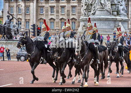 La Regina della Guardia e Queen's Life Guard (chiamato re la guardia e King's Life Guard quando il monarca regnante è maschio) Foto Stock