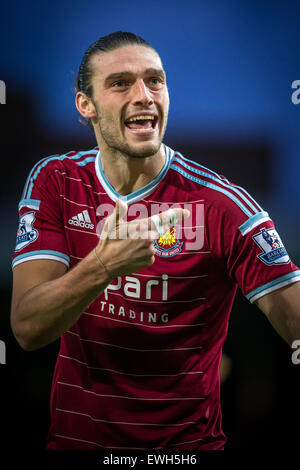 West Ham Andy Carroll reagisce contro Leicester in Upton Park sul dicembre 20, 2014. Foto Stock
