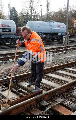 Neuseddin, Germania, preparazioni invernali presso la Deutsche Bahn AG Foto Stock