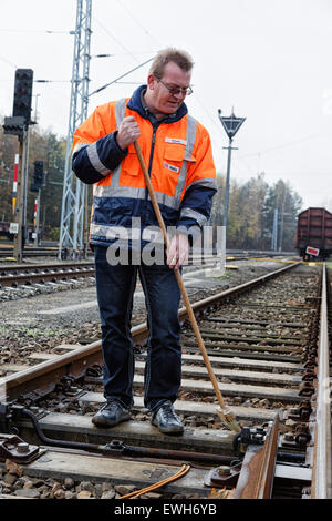 Neuseddin, Germania, preparazioni invernali presso la Deutsche Bahn AG Foto Stock