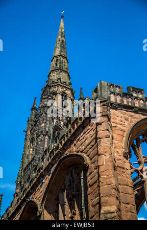 Rovine di Coventry Cathedral in Coventry city centre Foto Stock