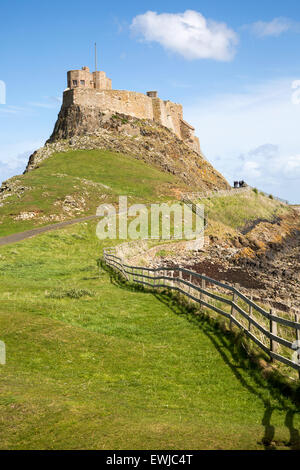 Lindisfarne Castle, Isola Santa, Northumberland, England, Regno Unito Foto Stock