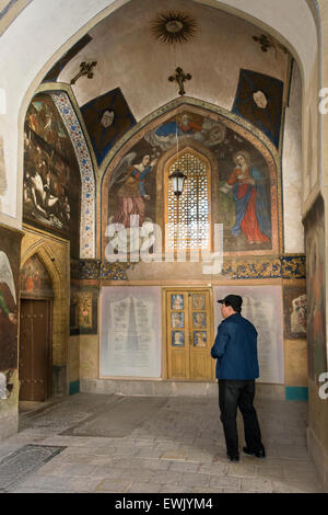 Entrata al Santo Salvatore Cattedrale vank (cattedrale), 1664, Armeno, Isfahan, Iran Foto Stock