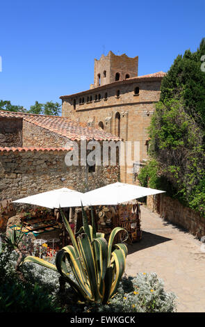 La chiesa nella città vecchia di Pals in Costa Brava Catalogna, Europa Foto Stock