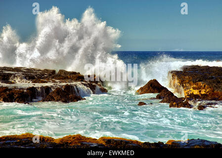 Onda di rottura. Hawaii, la Big Island. Foto Stock