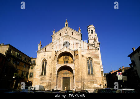 Italia, Veneto, Verona, duomo Foto Stock