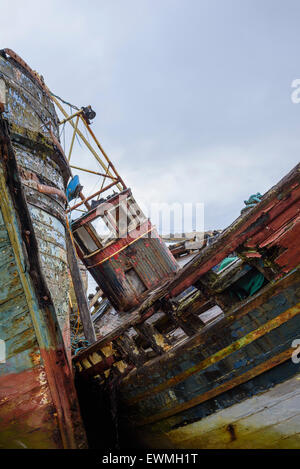 I relitti di navi da pesca, vicino Salen, Isle of Mull, Ebridi, Argyll and Bute, Scozia Foto Stock