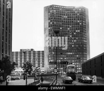 Centro ATV, Alpha Tower. Alpha Tower è un edificio classificato Grade II che è stato progettato come la sede della televisione commerciale ATV e parte della società" production studio complesso conosciuto come centro ATV. ATV chiuso nel 1982, dopo che th Foto Stock