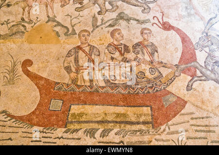 Mosaici all'interno di villa romana di Piazza Armerina, SICILIA Foto Stock