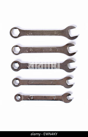 Set di wrencrhs strumenti di lavoro su sfondo bianco Foto Stock