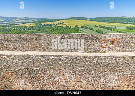 Abstract sfondo costituito di bailey muro di mattoni, Bolkow in Polonia. Foto Stock