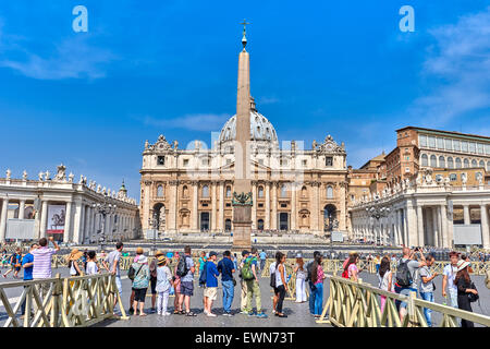 Città del Vaticano, il palazzo apostolico è la residenza ufficiale del Papa, che si trova nella Città del Vaticano Foto Stock