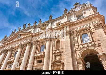 Città del Vaticano, il palazzo apostolico è la residenza ufficiale del Papa, che si trova nella Città del Vaticano Foto Stock