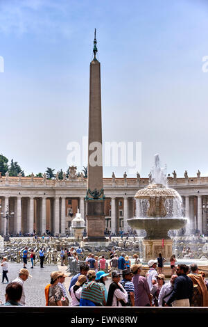 Città del Vaticano, il palazzo apostolico è la residenza ufficiale del Papa, che si trova nella Città del Vaticano Foto Stock