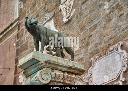 Il colle capitolino, tra il foro e il Campo Marzio, è uno dei sette colli di Roma Foto Stock