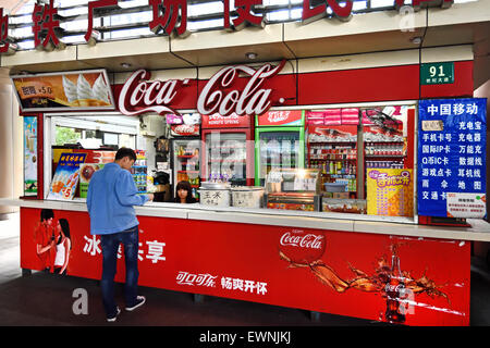 Coca Cola Hong Kong Chinese esce per andare Ristorante Fast Food Cina Foto Stock