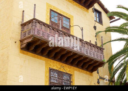 Balcone in legno, La Orotava, Tenerife, Isole Canarie, Spagna Foto Stock