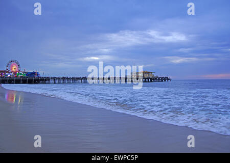 Sul Molo di Santa Monica in California Foto Stock