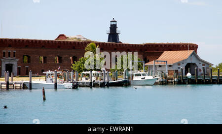 Parco Nazionale di Dry Tortugas è casa di estese barriere coralline, le spiagge e il centro storico Fort Jefferson. Foto Stock