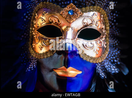 Il Carnevale di Venezia maschera sul display in Venezia Foto Stock