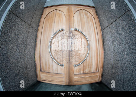 Porta a una moschea di Sarajevo Foto Stock