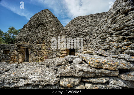 Capanna di pietra, Le Village des Bories, Open Air Museum vicino a Gordes, Provenza, Francia Foto Stock