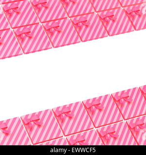 Superficie coperta con confezioni regalo Foto Stock