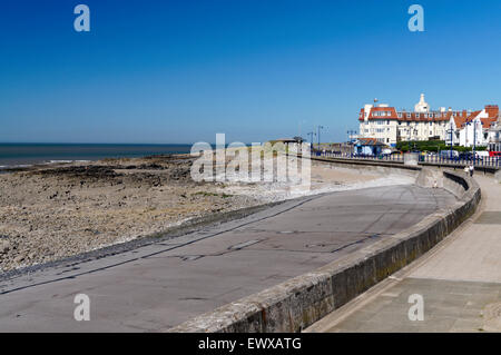 Lungomare spiaggia o asfalto Beach, Porthcawl, Wales, Regno Unito. Foto Stock