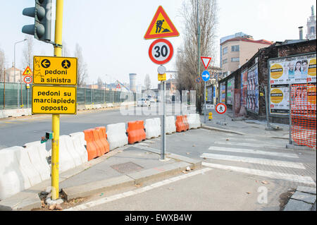 Milano, Italia - 19 Marzo 2015: per le strade della città. Foto Stock