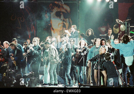 John Lennon borsa di studio concerto tenutosi al Pier Head, Liverpool. Sabato 5 maggio 1990. Foto Stock