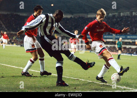 Newcastle 0 -1 Manchester United, Premier League match tenutosi presso il St James Park. Ryan vedi figg. ***, Andy Cole e Phil Neville. Il 4° marzo 1996. Foto Stock