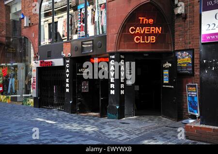 Ingresso al Cavern Club a 10 Mathew Street, Cavern Quarter, Liverpool, Merseyside England, Regno Unito, Europa occidentale. Foto Stock