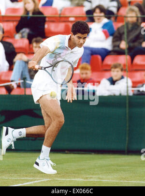 1991 Manchester Open svoltasi a nord del Lawn Tennis Club - Mens Singles. Pete Sampras in azione. Giugno 1991. Foto Stock