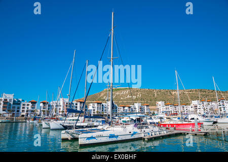 Yacht, barche a vela, Marina, la zona del porto, Agadir, la valle del Souss, nel sud del Marocco, Africa settentrionale Foto Stock