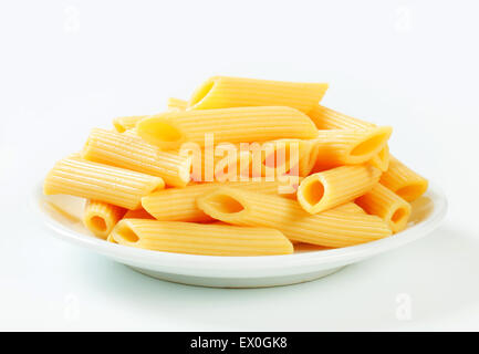 Porzione di cuocere la pasta penne Foto Stock