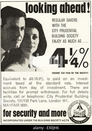 Anni sessanta annuncio circa 1964 magazine annuncio pubblicitario per il City Prudential Building Society Foto Stock