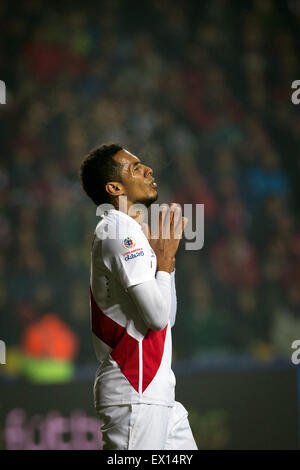 Concepcion, Cile. 3 Luglio, 2015. Il Perù Carlos Ascues reagisce durante la partita per il terzo posto della Coppa America Cile 2015, contro il Paraguay, svoltasi in stadio comunale "estere Alcaldesa Roa Rebolledo', in Concepcion, Cile, il 3 luglio 2015. Credito: Pedro Mera/Xinhua/Alamy Live News Foto Stock