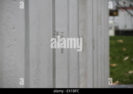 Londra, Regno Unito. Il 23 gennaio 2009. Un memoriale permanente per onorare le vittime del 7 luglio 2005 attentati di Londra è stata svelata in Hyde Foto Stock