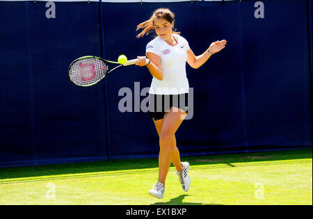 Jodie Burrage (GB) giocando nel Grand Slam unite sfida a Eastbourne, Giugno 2015 Foto Stock